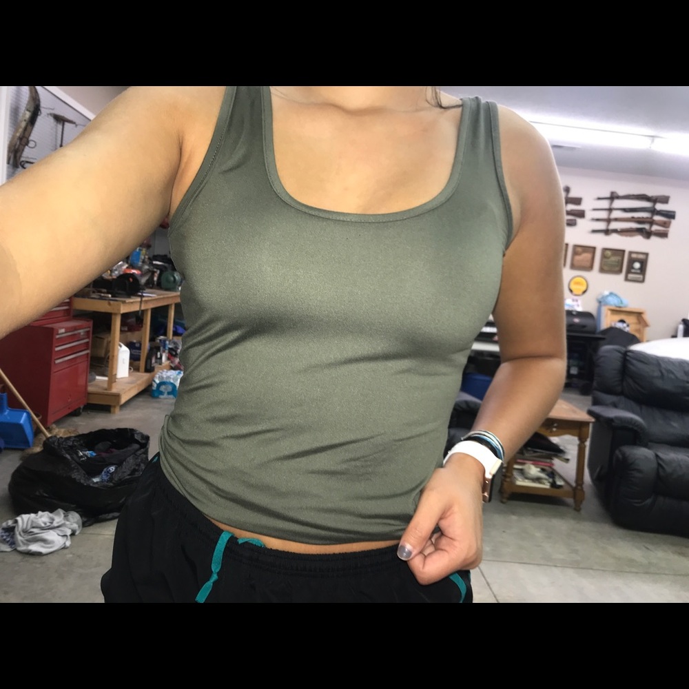 Shorts - Picture 7 of 8